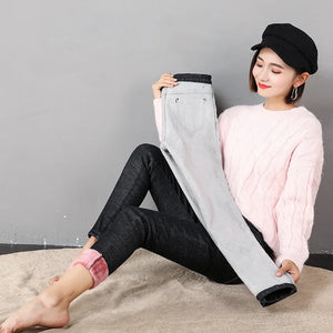 2023 Women Thermal Jeans Winter Snow Warm Plush Stretch Jeans Lady Skinny Thicken Fleece Denim Long Pants Retro Pencil Trousers